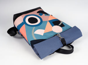 Bardo roll backpack - Blue geometric / 45.50 €