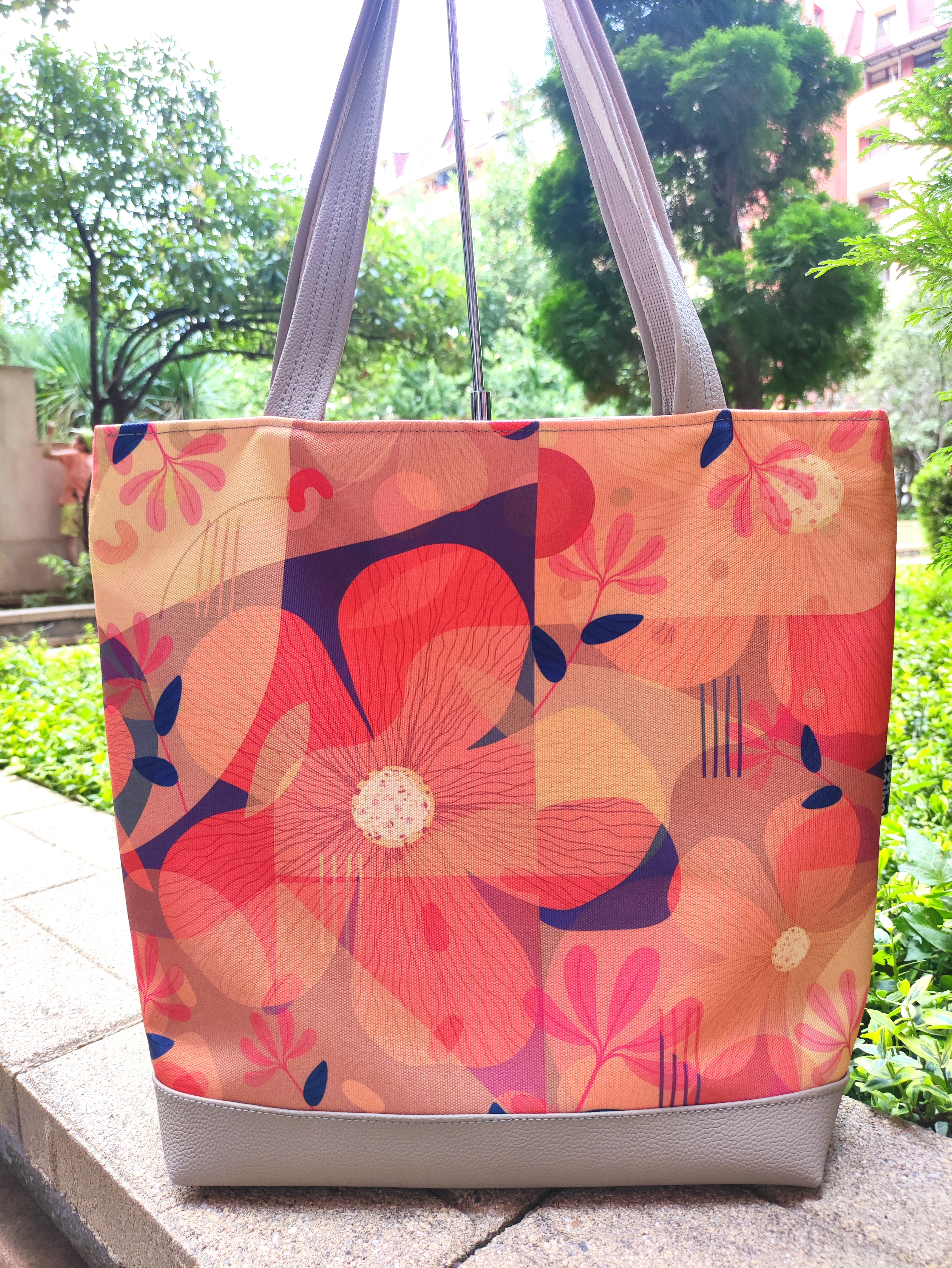 Bardo large tote bag - Orange flowers - Premium large tote bag from Bardo bag - Just lvabstract, art bag, black, floral, flower, geometric abstraction, gift, green, handemade, large, nature, pink, purple, red, tablet, tote bag, tulips, vegan leather, woman, work bag80! Shop now at BARDO ART WORKS