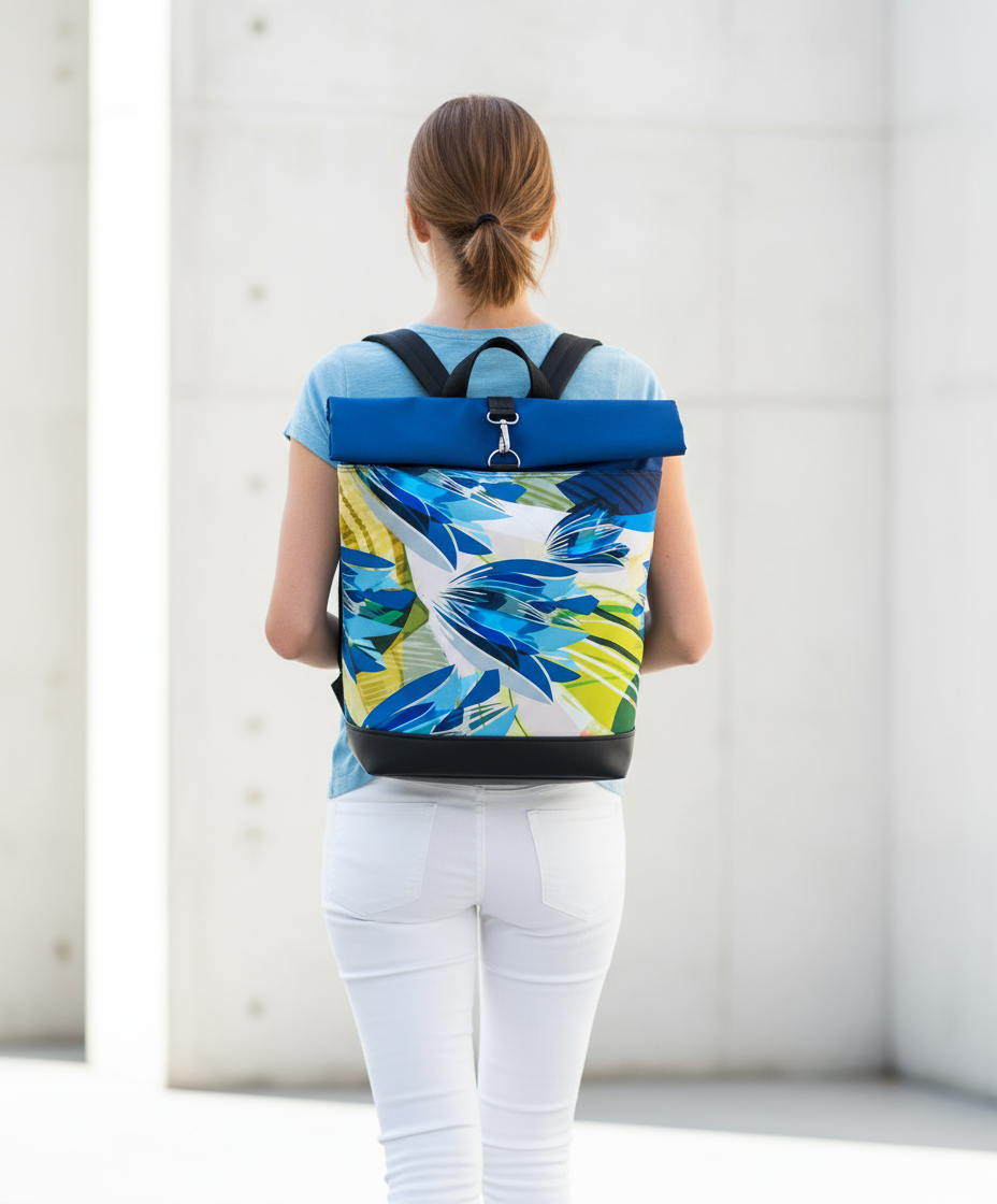 Bardo roll backpack - Blue / 45.50 €