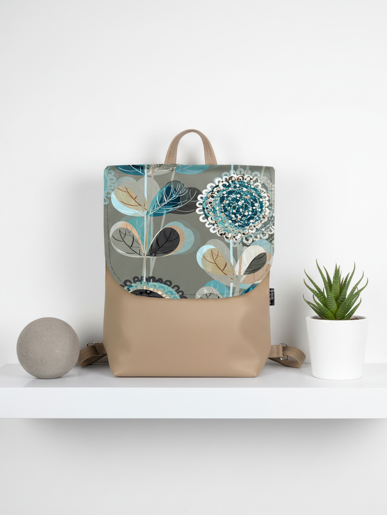Bardo backpack large - Blue flowers / 45.50 €