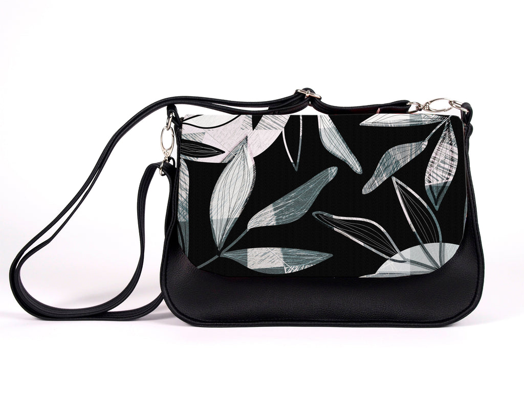 Bardo box bag - Frozen - Premium bardo box bag from frozen - Just lvabstract, black, box bag, floral, flowers, gift, handemade, leaves, nature, vegan leather, woman55! Shop now at BARDO ART WORKS