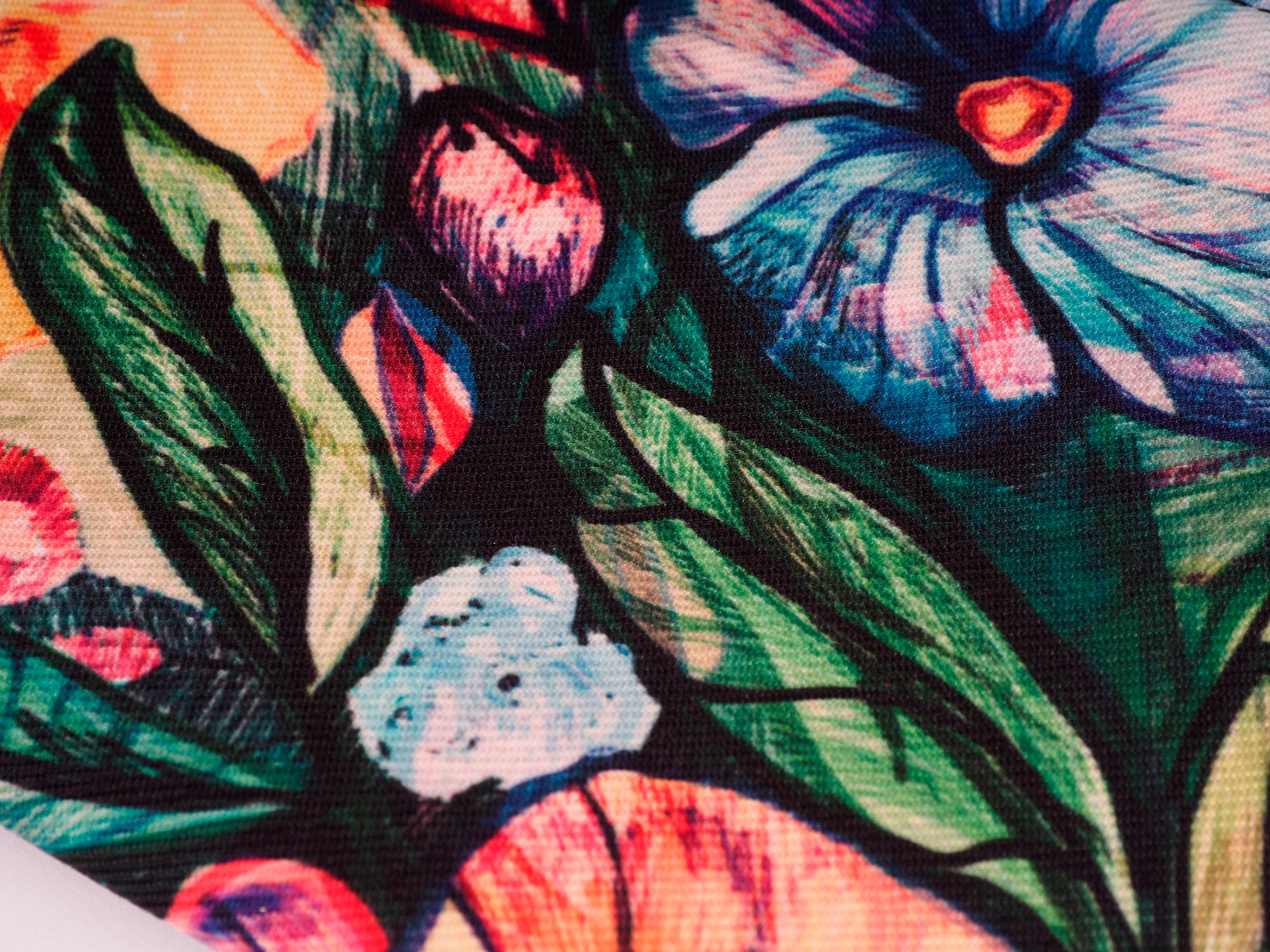 Несесер Bardo - Vintage garden - Premium несесер from BARDO ART WORKS - Just lvblue, floral, flower, forest flowers, gift, handemade, leaves, orange, purple, red, woman, yellow20.00! Shop now at BARDO ART WORKS
