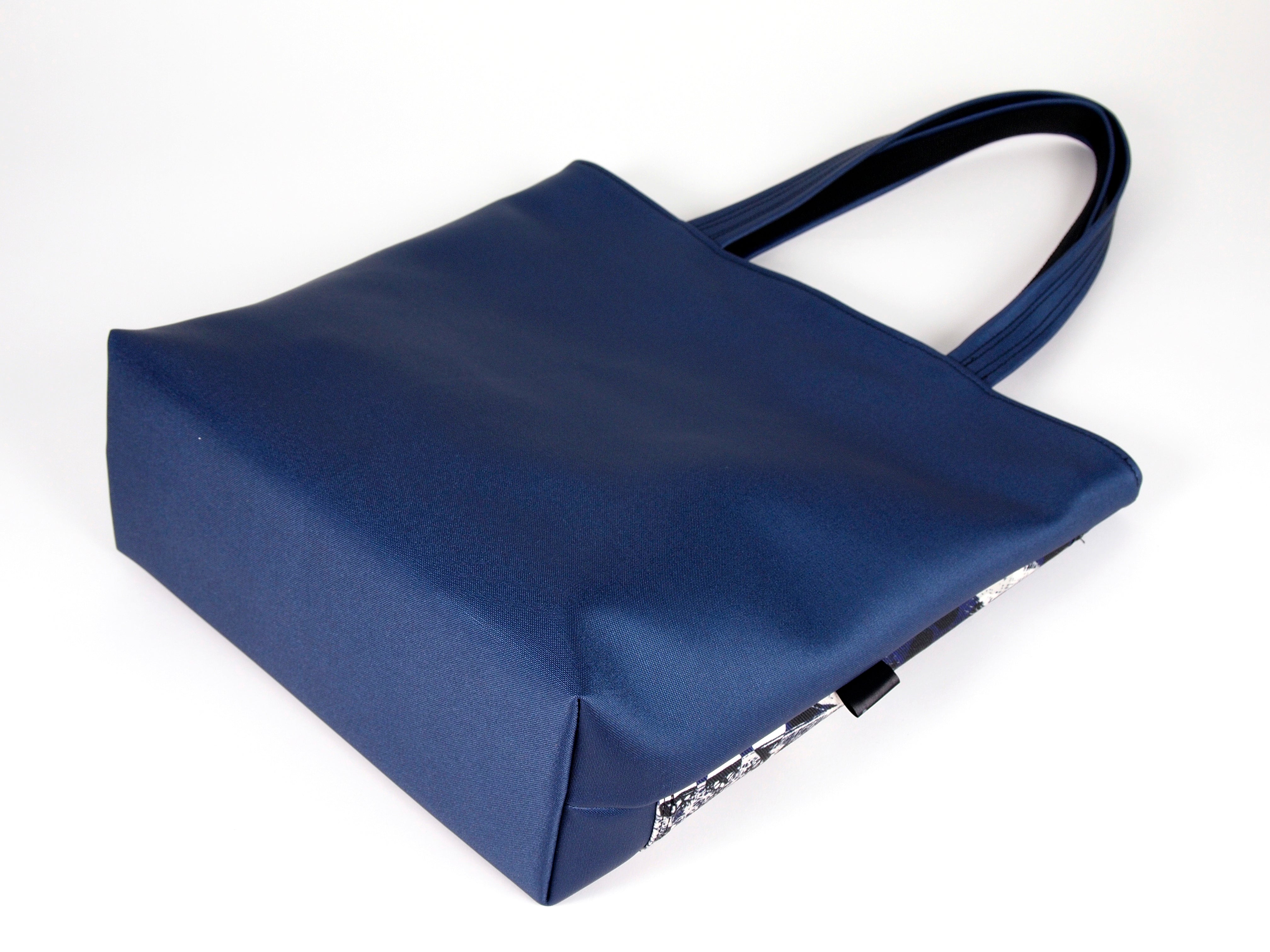 Bardo large tote bag - Blue dream winter - Premium large tote bag from Bardo bag - Just lvabstract, beige, black, dark blue, denim, dots, dream, floral, flower, forest, gift, handemade, large, tablet, tote bag, vegan leather, woman, work bag89.00! Shop now at BARDO ART WORKS