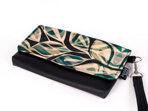 Bardo wallet –  Green spring - Premium wallet from BARDO ART WORKS - Just lv42.00! Shop now at BARDO ART WORKS